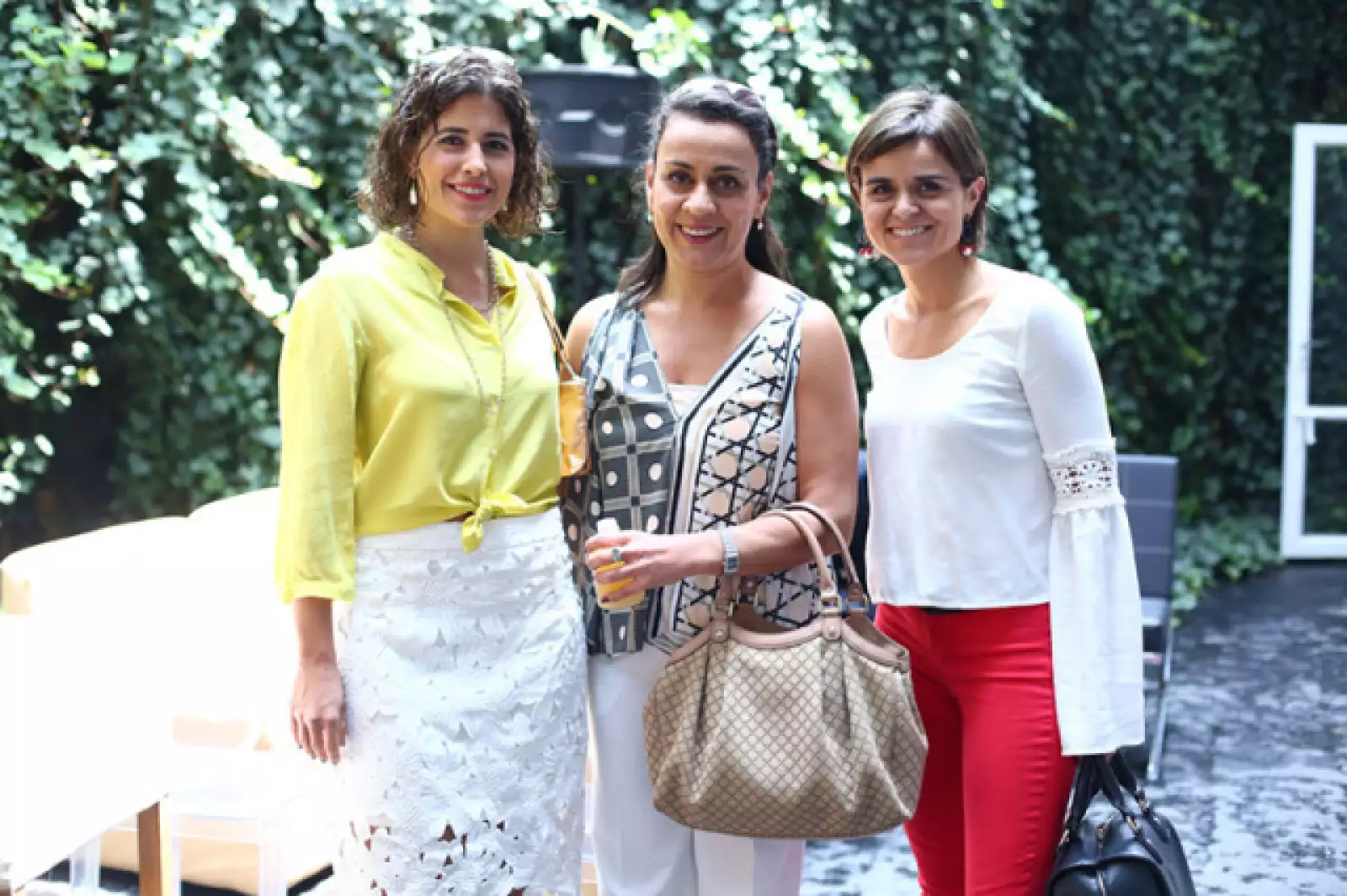 Paulina Feltrín, Andrea Carreiro e Ingrid de Barrios