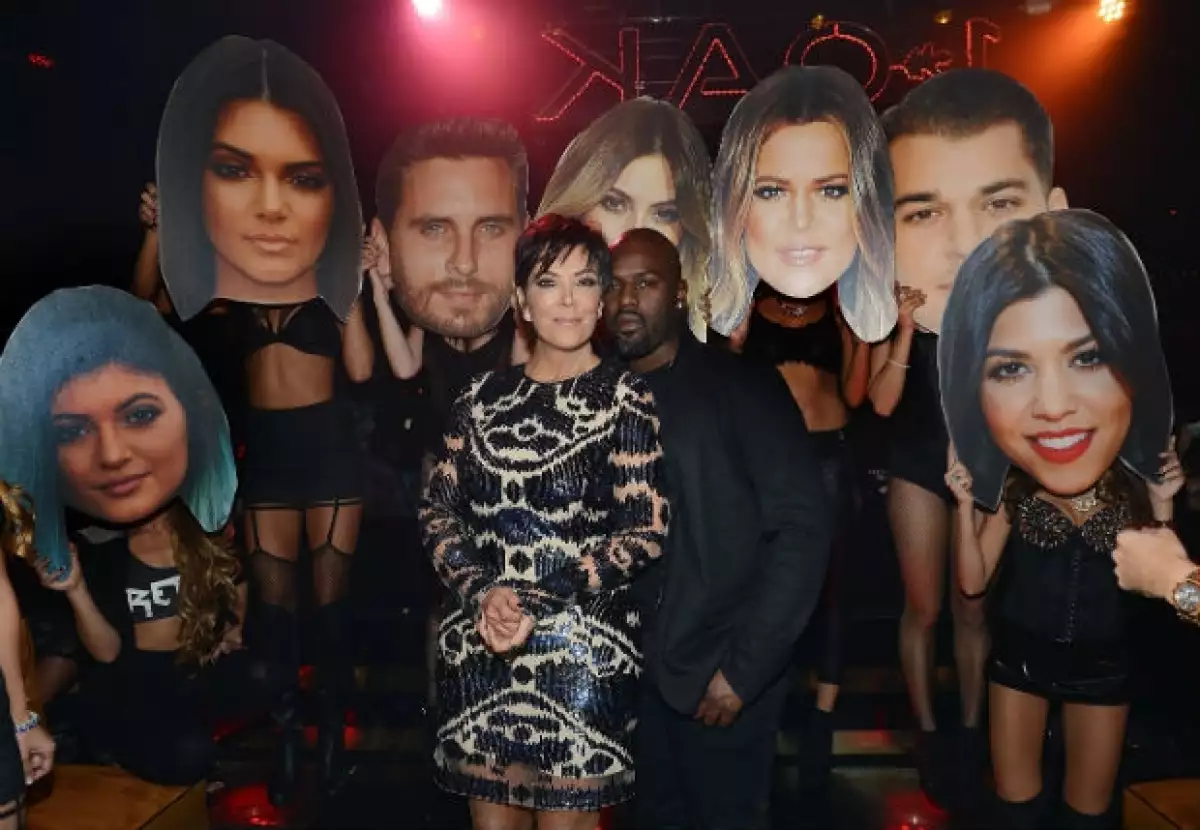 No hay edad para el amor. A sus 59 años, Kris se convierte en toda una cougar.