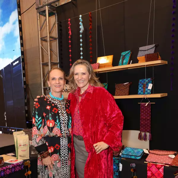 Ramona Cosio y Nieves Guerra