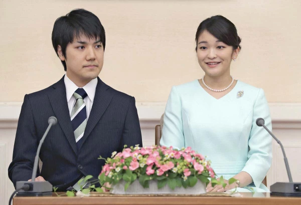 La princesa japonesa Mako y su novio Kei Komuro