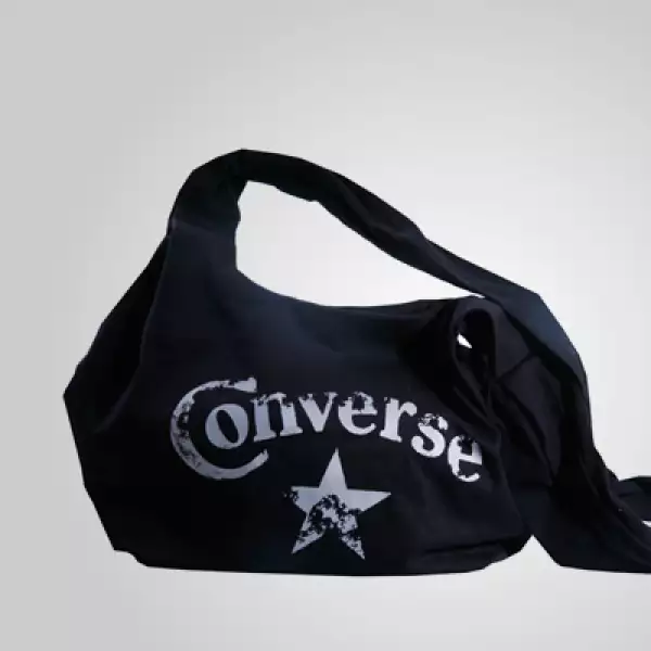 Si necesitas una pequeña bolsa que te puede acompañar mientras vas al gimnasio, esta puede ser una buena opción.