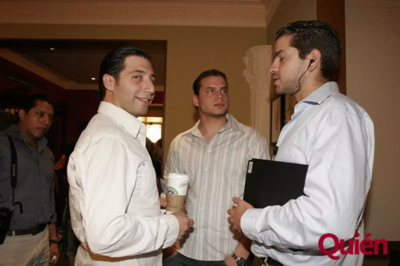 Eduardo Vollalón, Roberto Mandarín, Ricardo Pérez