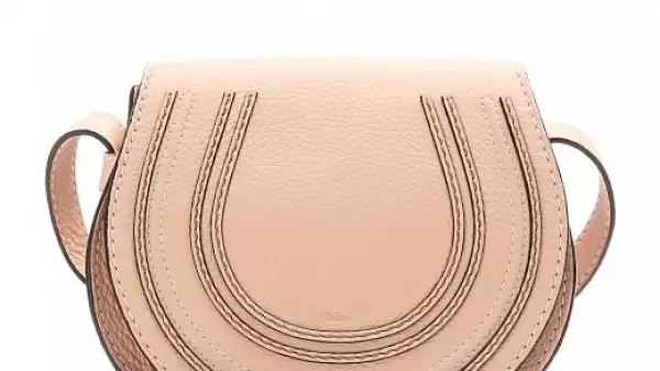Chloé.