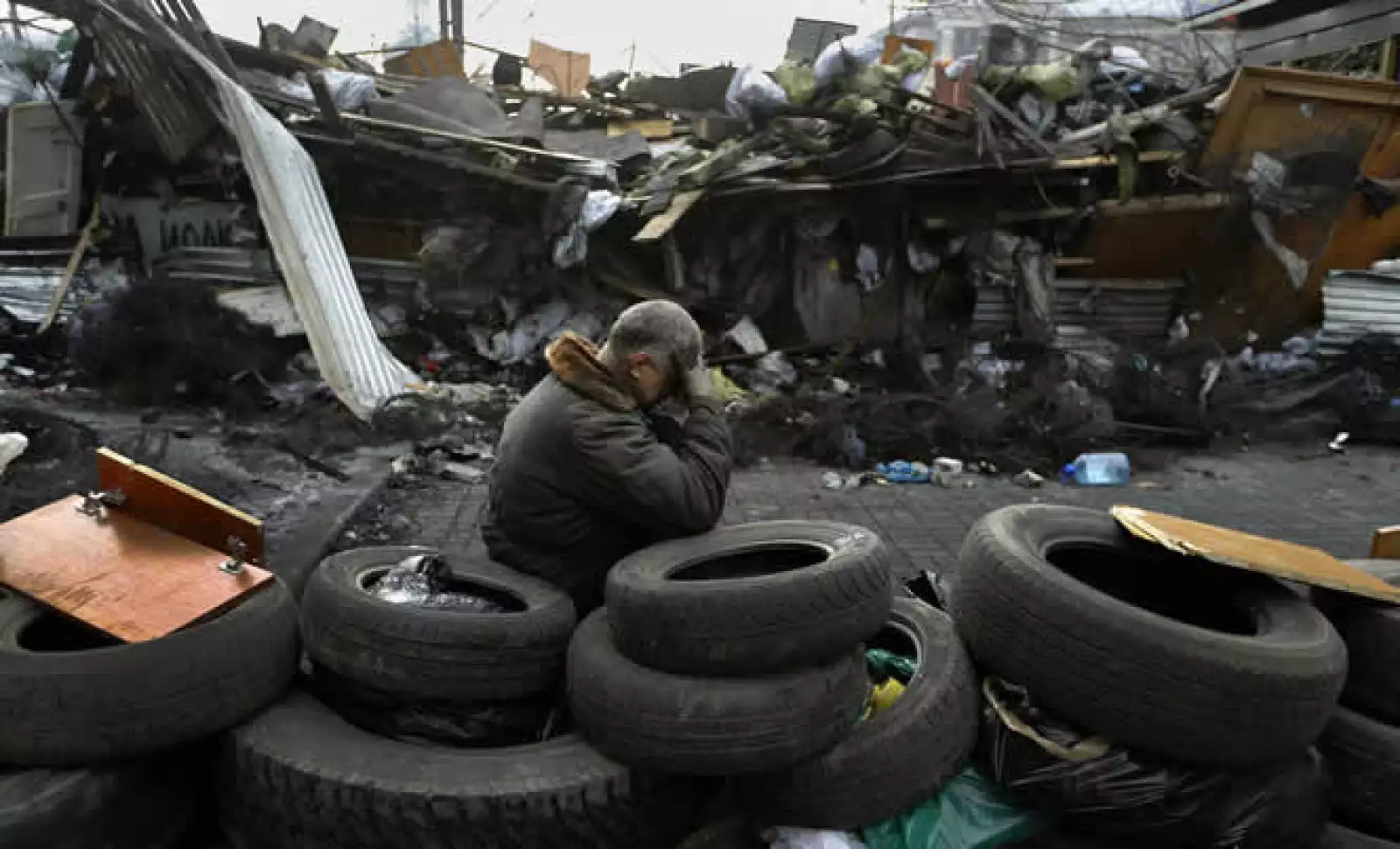 El Departamento de Salud de Kiev dijo que los muertos suman 67 desde el martes, con 39 fallecidos en los combates del jueves.