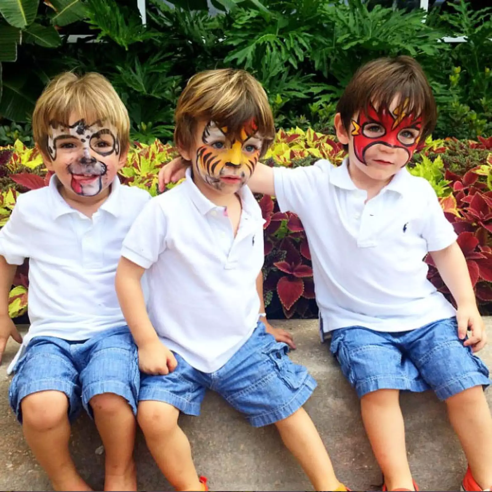 En su viaje a Disney los triates aprovecharon y se pintaron la cara.