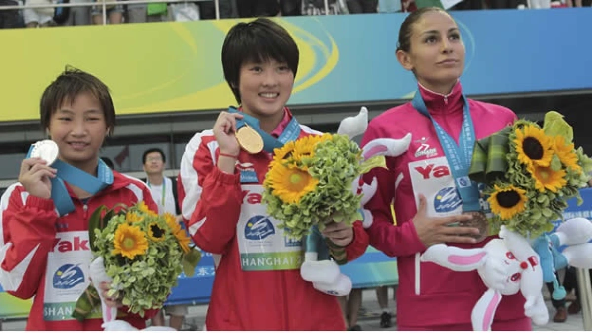 paola espinosa bronce