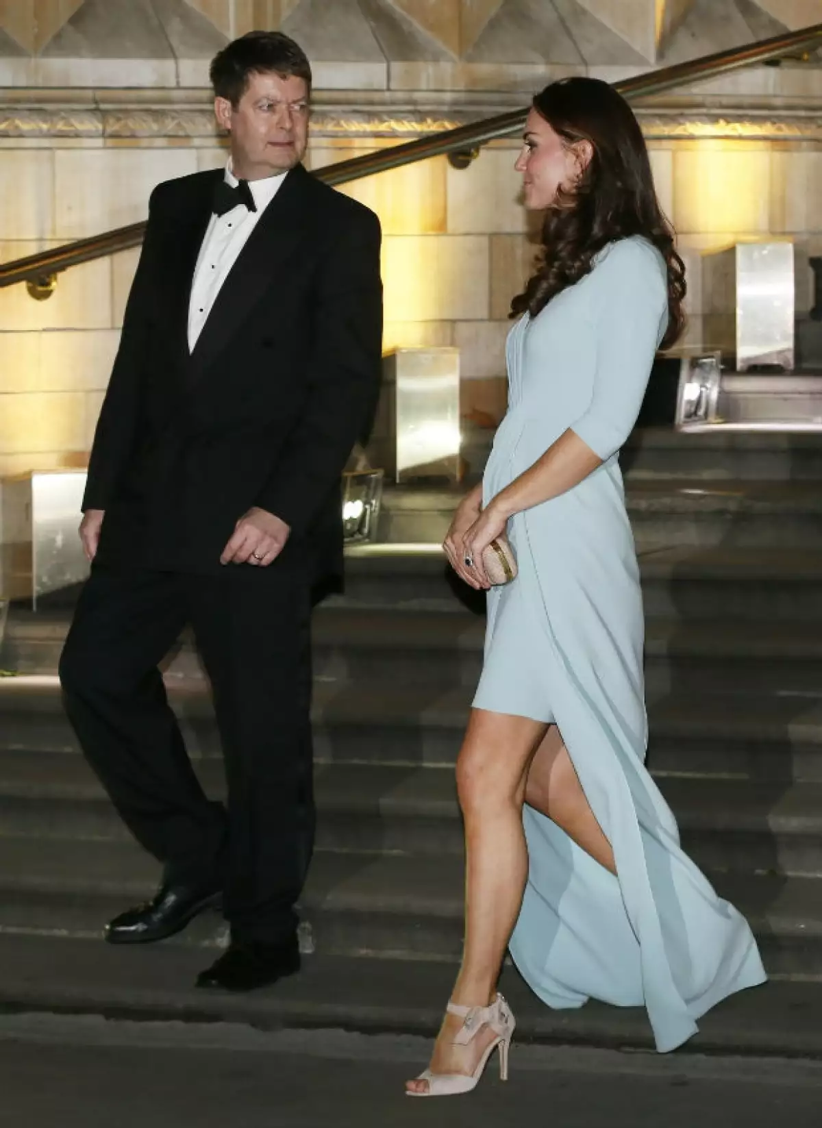 Kate Middleton y Michael Dixon, director del Museo de Historia Natural, anoche en Londres.