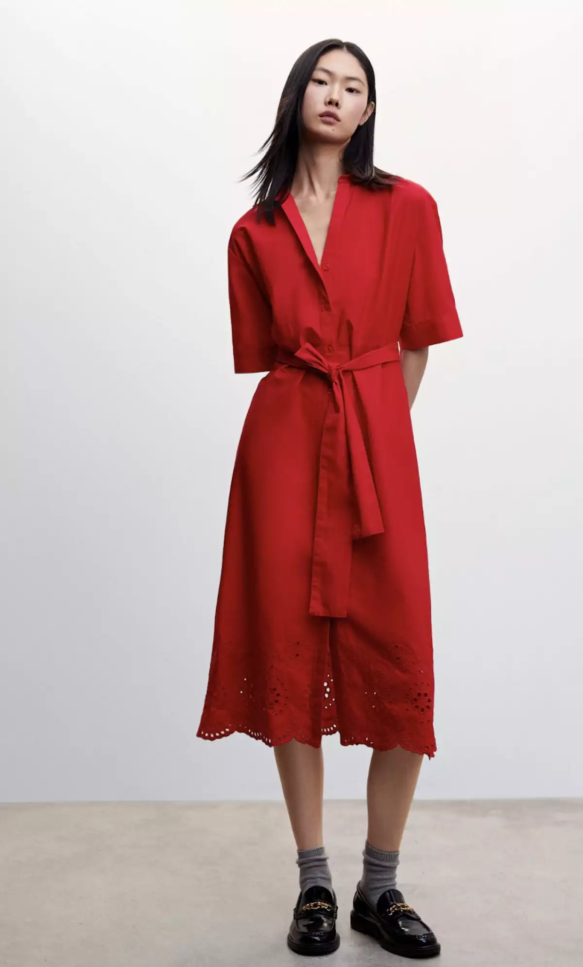 Vestido camisero de Mango en color rojo