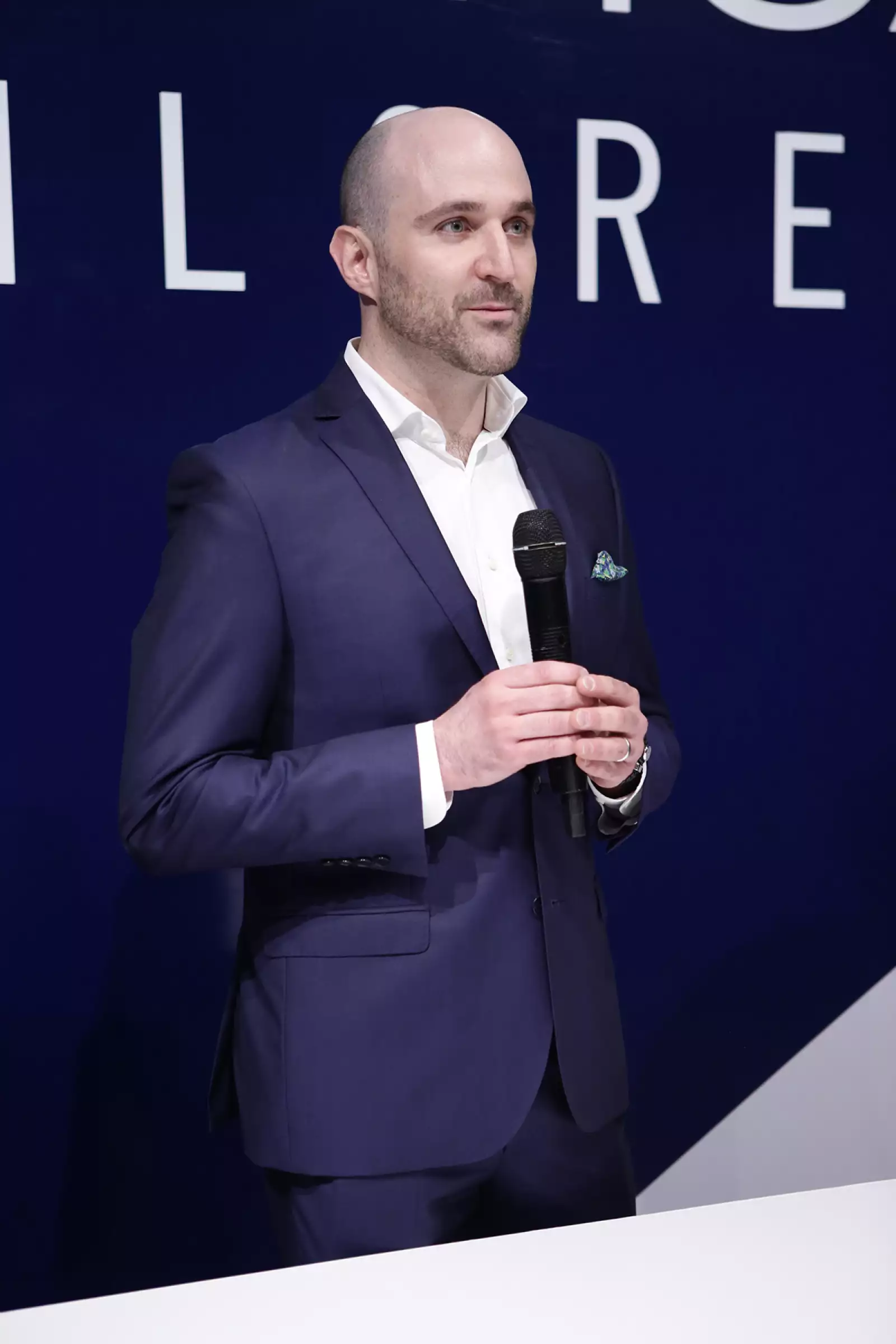 Lanzamiento de Tailored, de Nautica