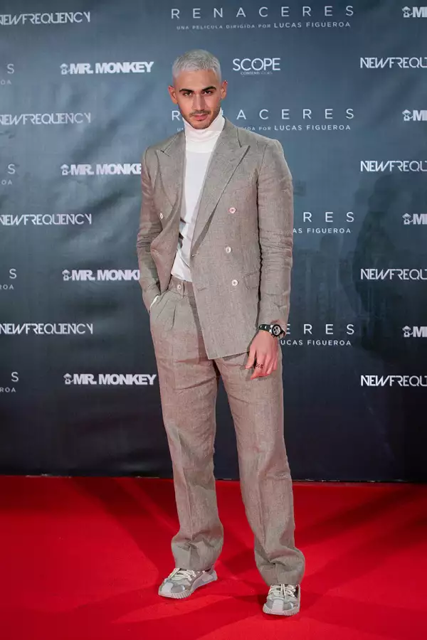 Foto: GettyImages, Alejandro Speitzer en Dolce & Gabbana