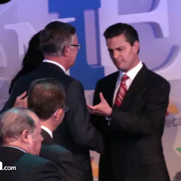 Ricardo Salinas Pliego,María Laura Medina de Salinas, Enrique Peña Nieto