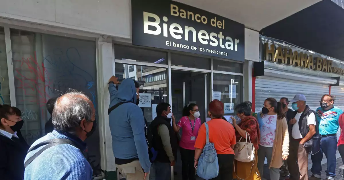 pensión del bienestar ya no se entregará en bancos BBVA Bancomer y Banamex