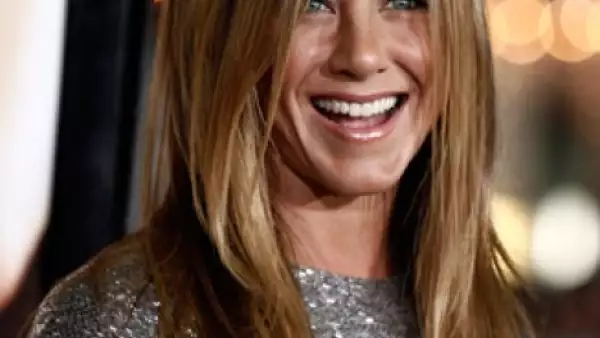 En la comedia romántica Pumas, la actriz tendrá el papel de una mujer de 30 años y, junto a una amiga, tiene como presas a hombres jóvenes y guapos cuando se van de vacaciones a esquiar a Francia.