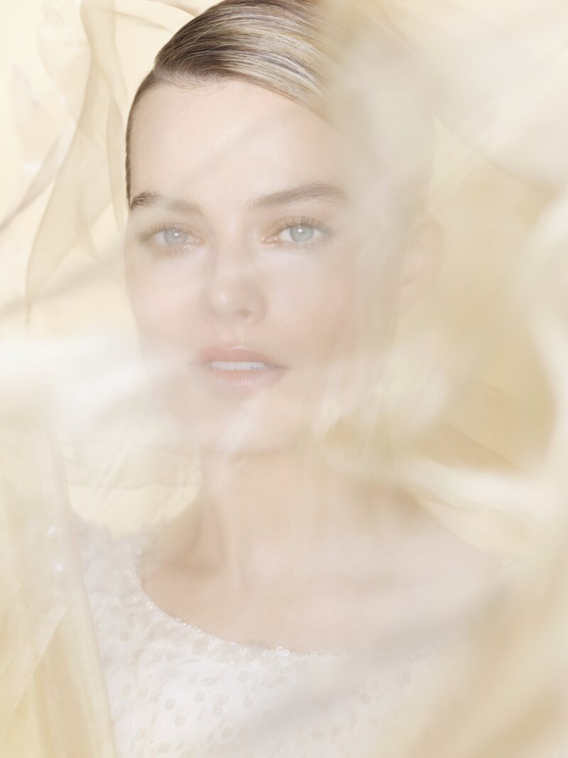 MARGOT ROBBIE.jpg