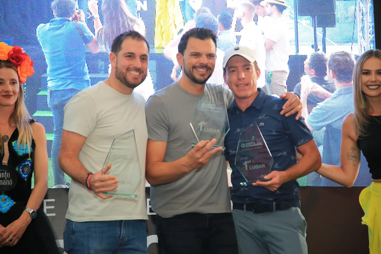 Rodrigo Peralta,  Juan Pablo Piña y Fernando Peralta