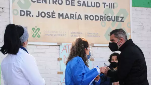 Habrá vacunación covid en todas las unidades de salud de la CDMX
