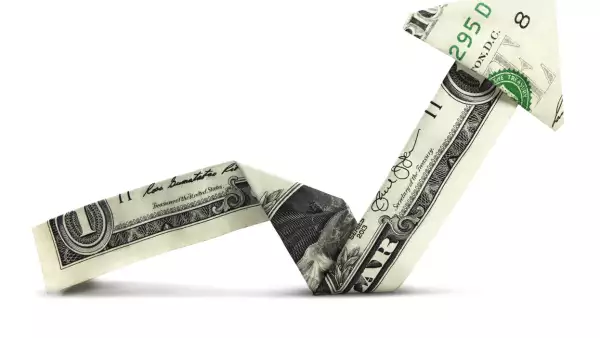 Un dólar estadounidense firme