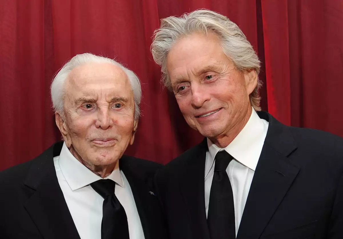 Kirk_ michael_Douglas 
