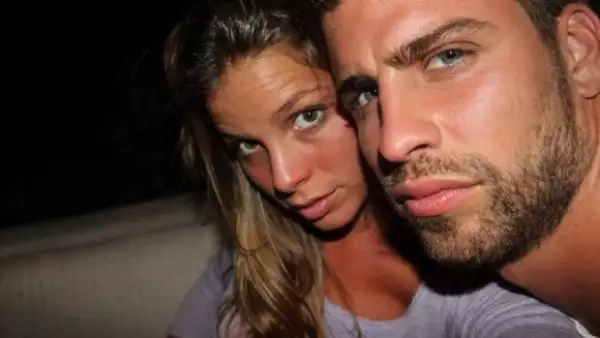 Nuria Tomás, Gerard Piqué