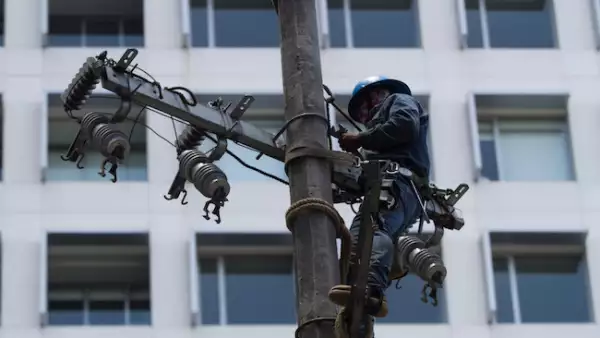 Poste de electricidad de CFE