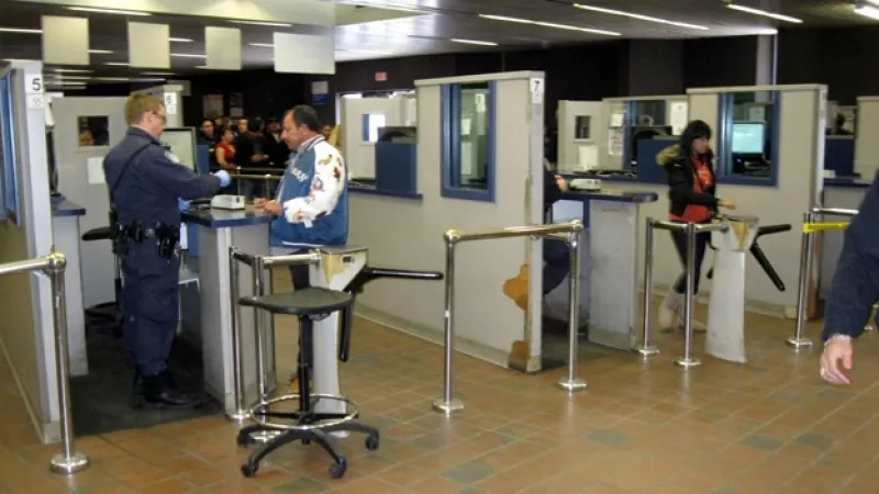 agentes de migracion estadounidense