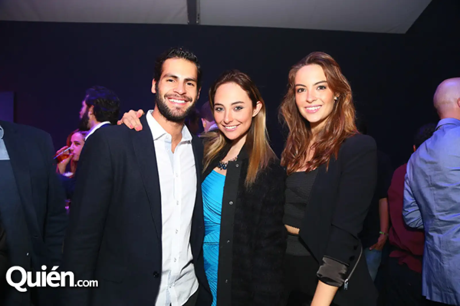 Armando Guerrero,Elisa Vicedo y Alexia Deblyn
