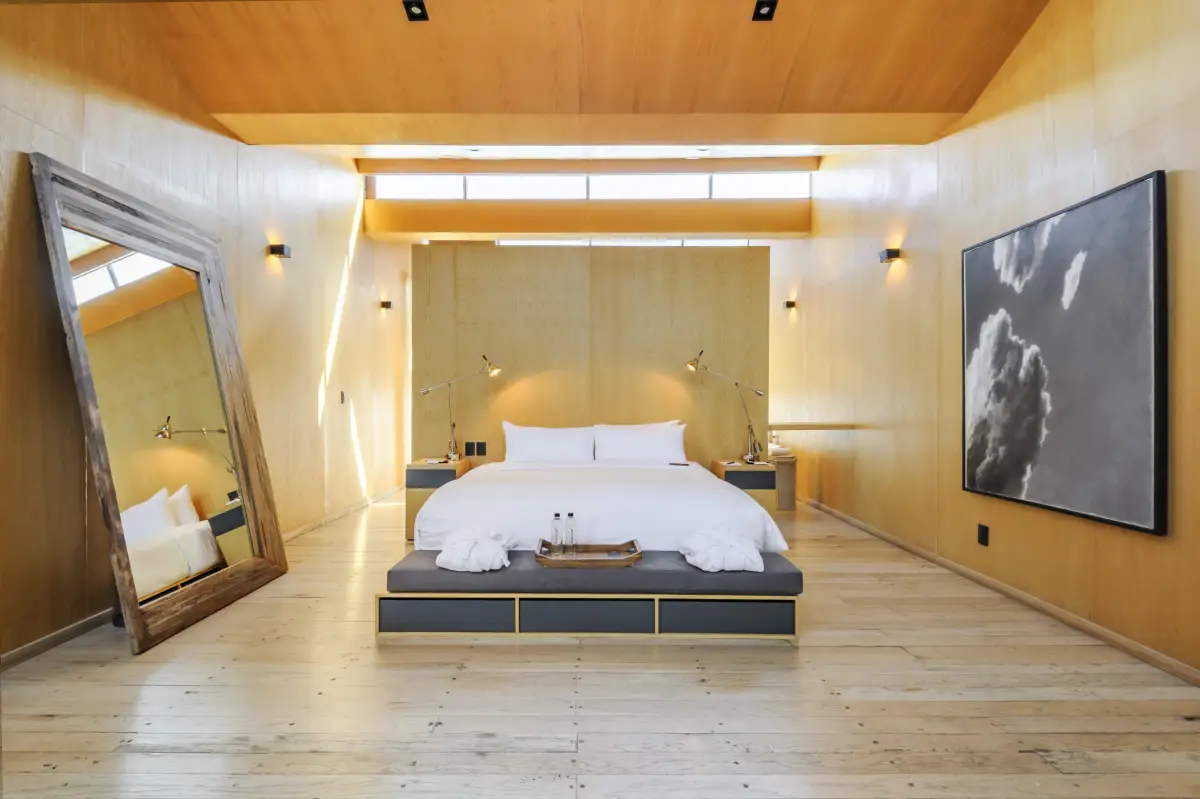 Habitación moderna y de estilo minimalista de Wynwood House
