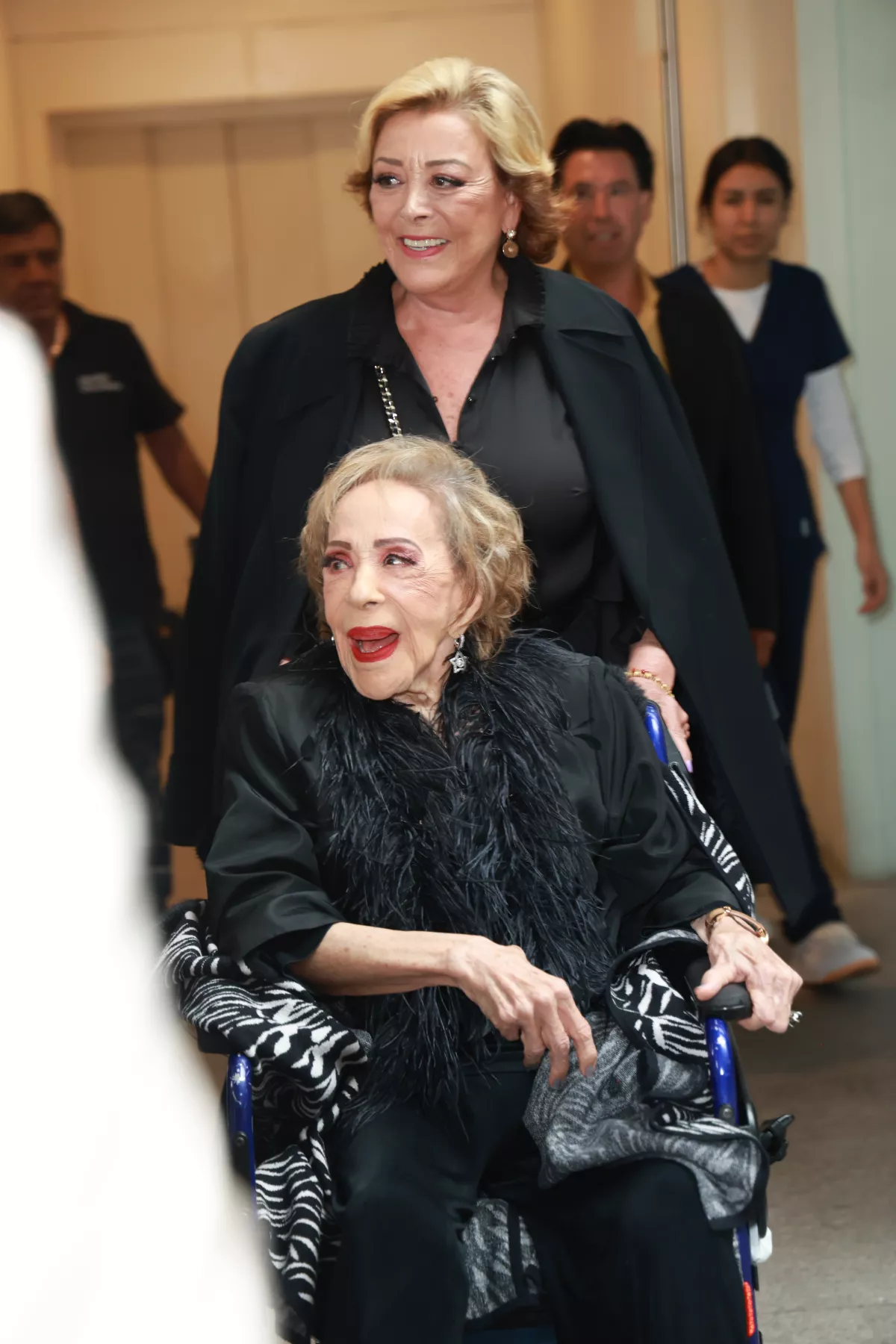 Sylvia Pasquel y Silvia Pinal