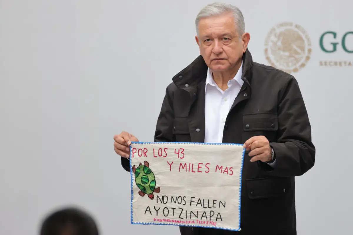 AMLO-Ayotzinapa