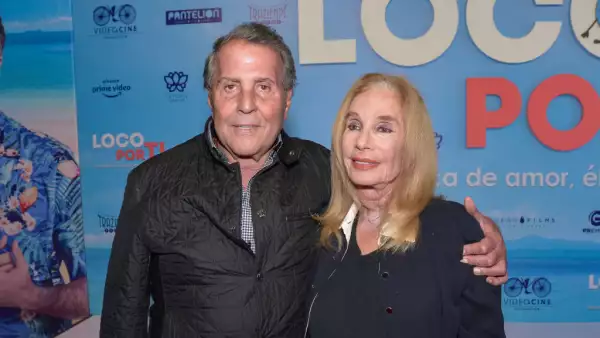 Loco Por Ti Film Premiere In Mexico