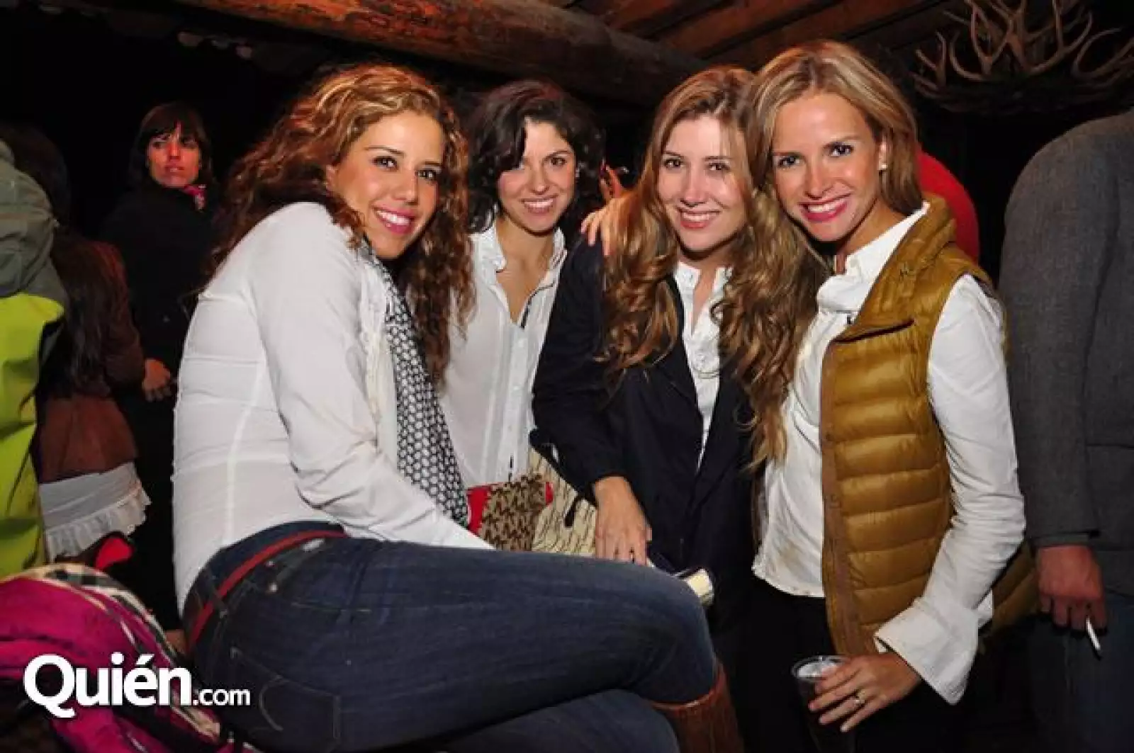 Araceli Villumier,Ana Ochoa,Silvia Roux,Paola de Aguilar.