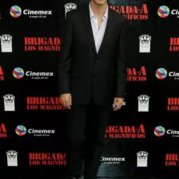 Premiere Brigada A Los Magnificos