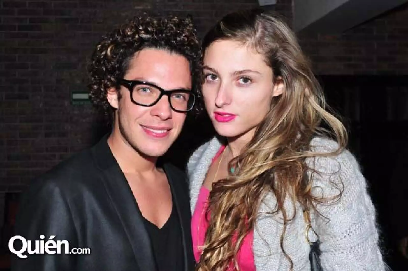 Victor Salinas,Cristina Reyes