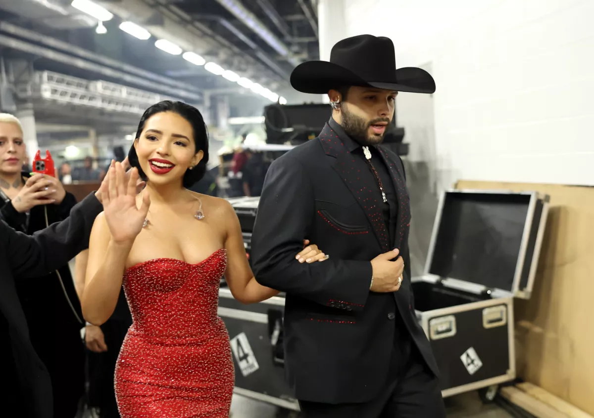 Ángela Aguilar celebra el cumpleaños 27 de su hermano Leonardo Aguilar