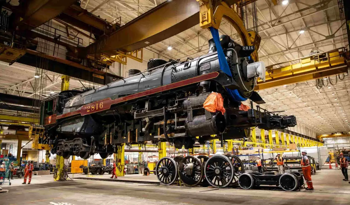 Así se ve la locomotora Emperatriz 2816 por dentro, que está por llegar a CDMX