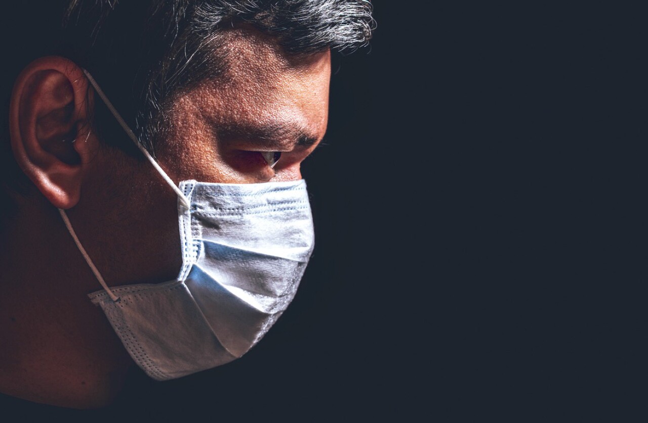 Grupo de científicos desarrollan cubrebocas que aísla el Covid