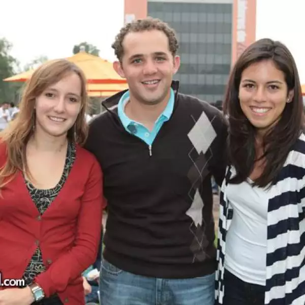 Mariana Cepeda,Roberto Carral,Alejandra Mayren