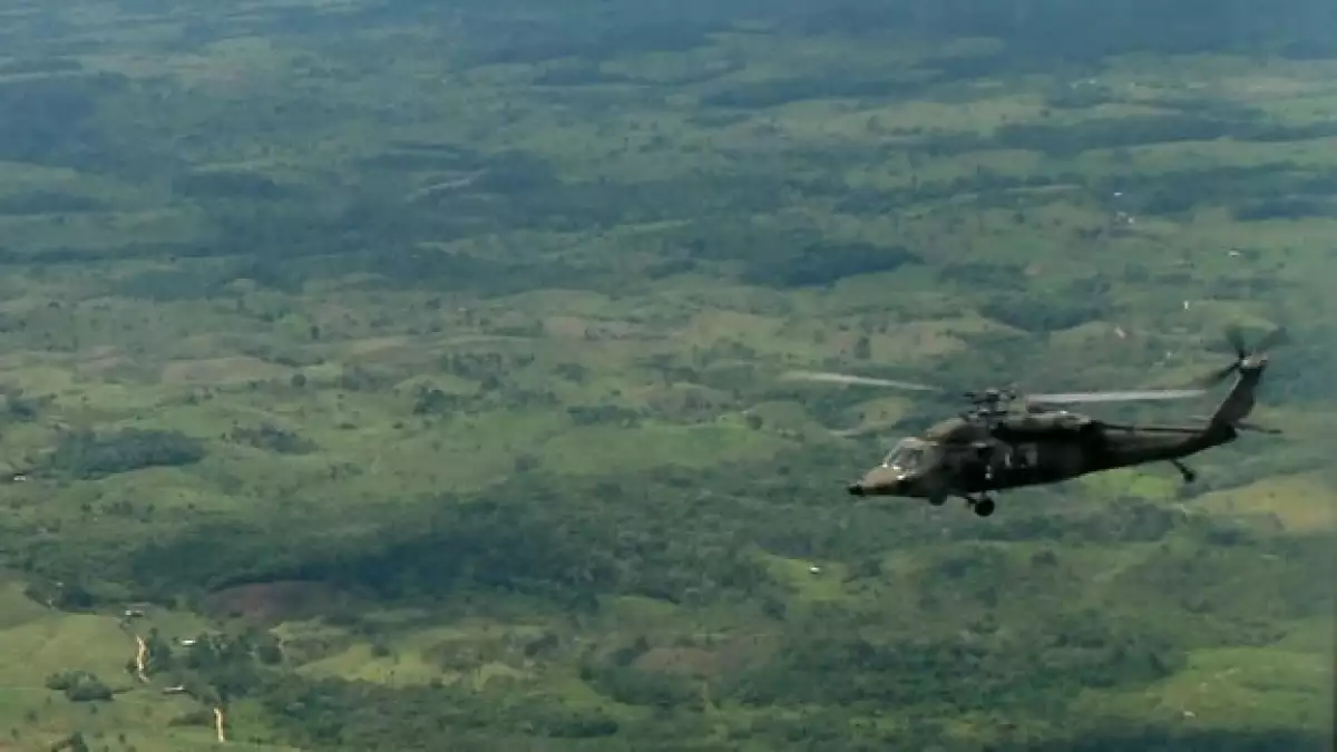 helicoptero colombiano