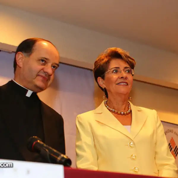 Padre Jesús Quirce y Dra. Mercedes Juan López