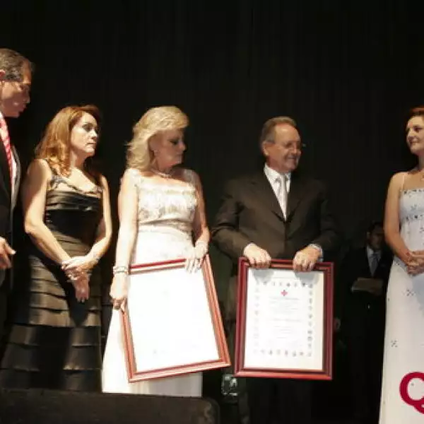 Daniel Goñi, Isabel Rojo, Angeles vázquez, Olegario Vázquez Raña, Carmen Suinaga