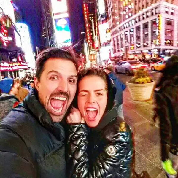 Nueva York fue testigo del amor de Claudia Álvarez y Billy Rovzar durante su viaje de fin de semana.