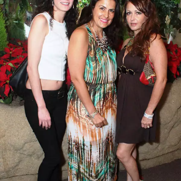 Roxana Datin,Bárbara Ordorica y Lourdes Echeverría