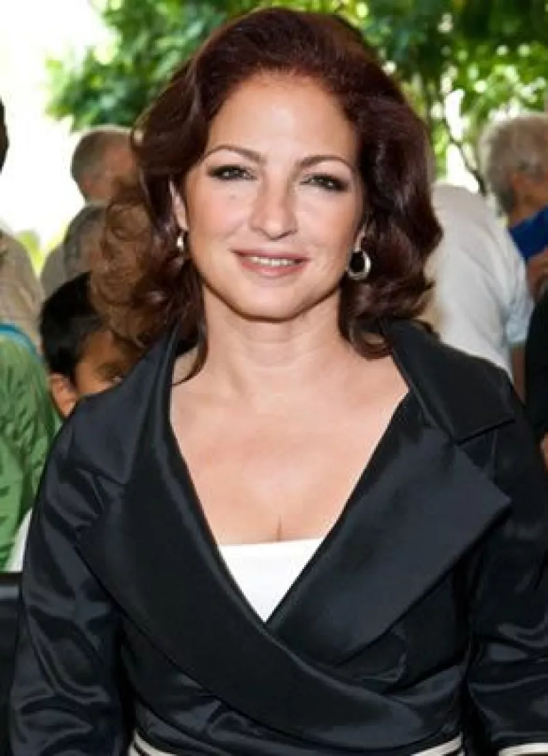 Cerrará su gira internacional cantando a favor de escuelas públicas de Florida.