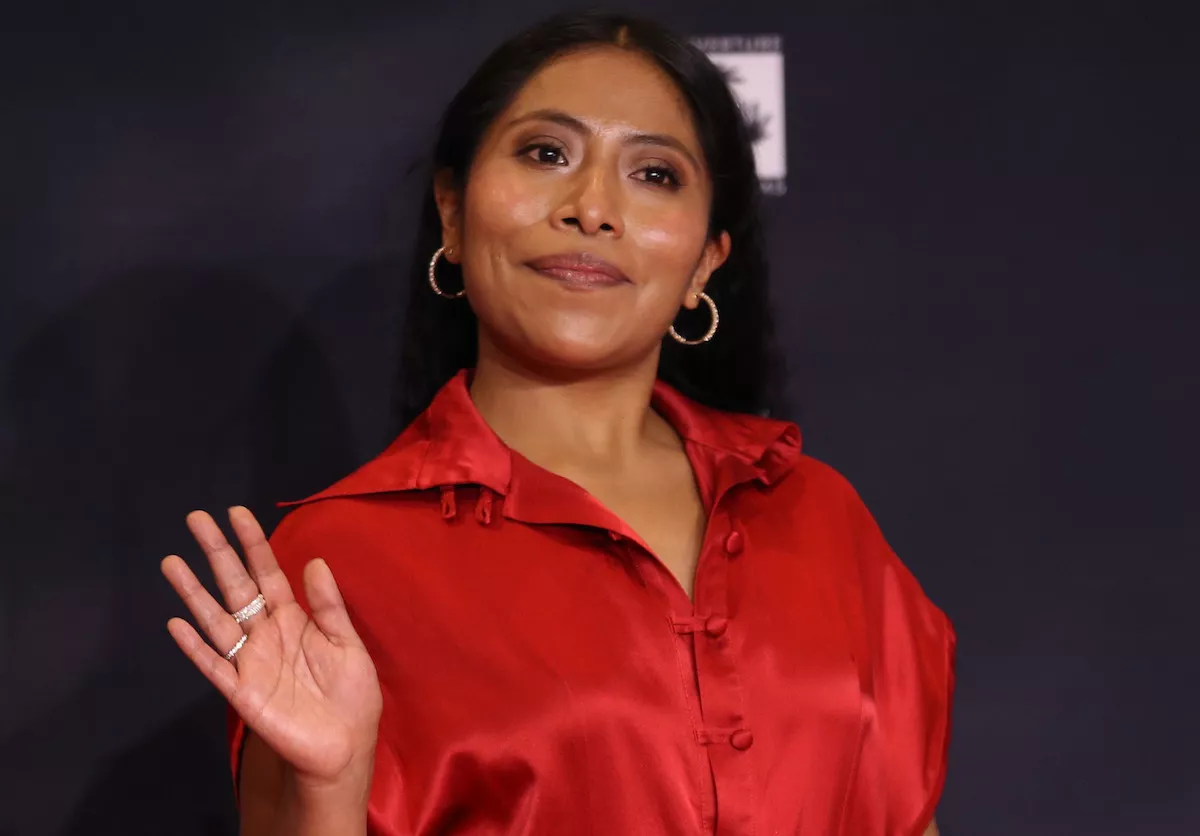 Noche de Fuego Film Premier - Arrivals