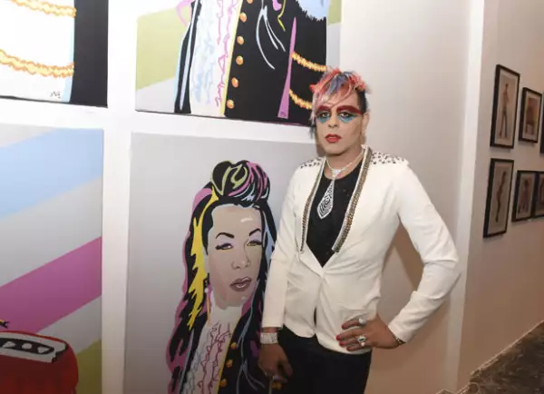 Él asegura conocer de cerca a Brad Pitt. ¿Será verdad?