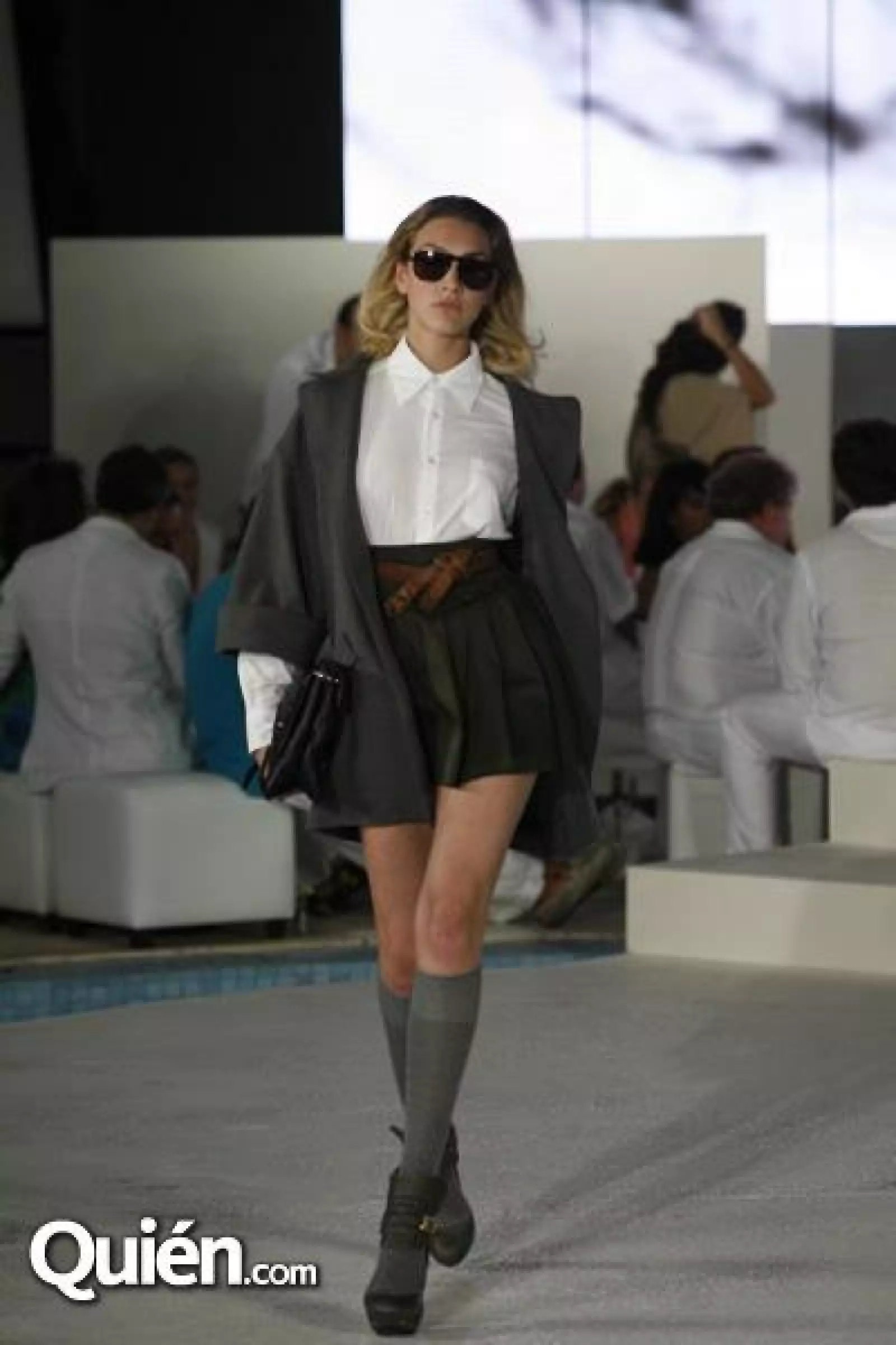 Pasarela Esteban Cortaza Nextel