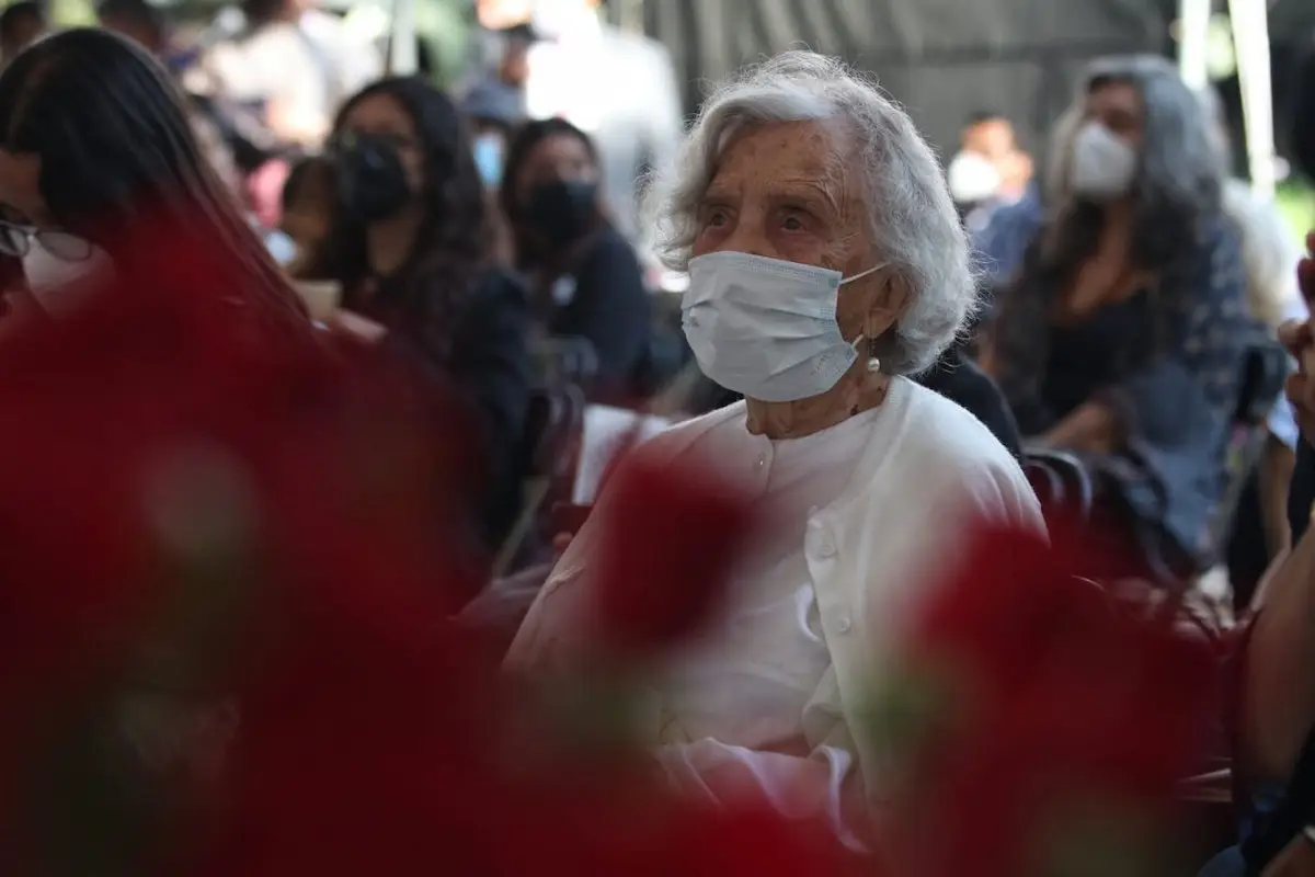 elena_poniatowska_unam.jpeg