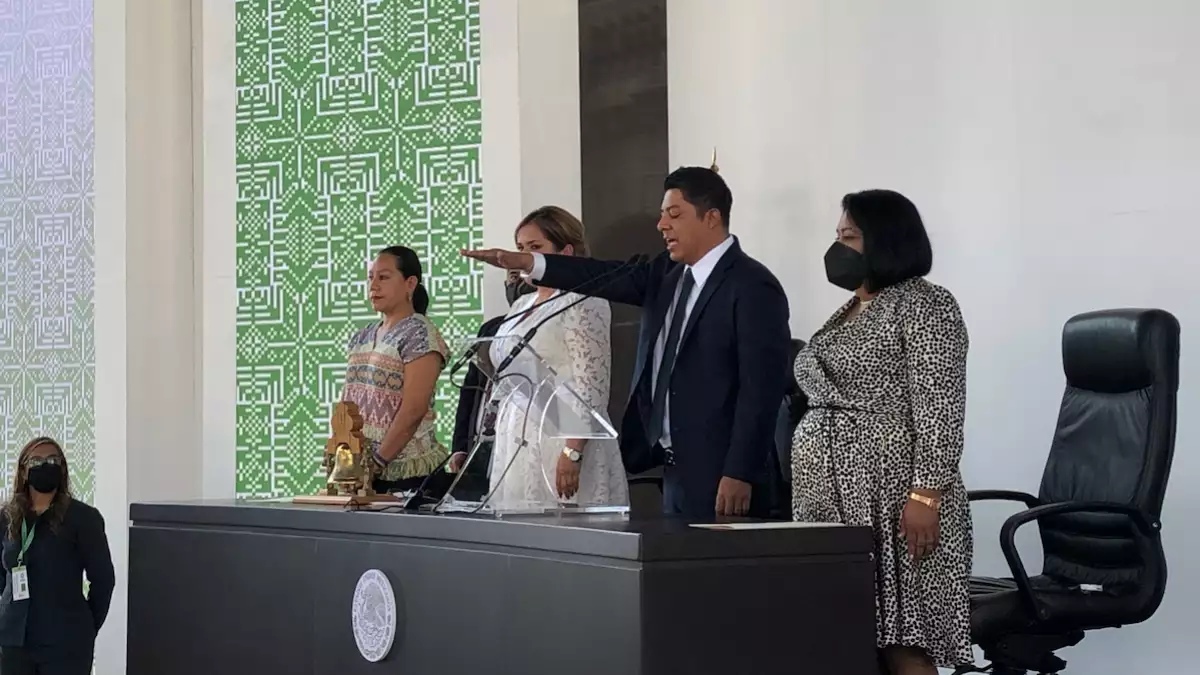 Ricardo Gallardo asume la gubernatura de San Luis Potosí 