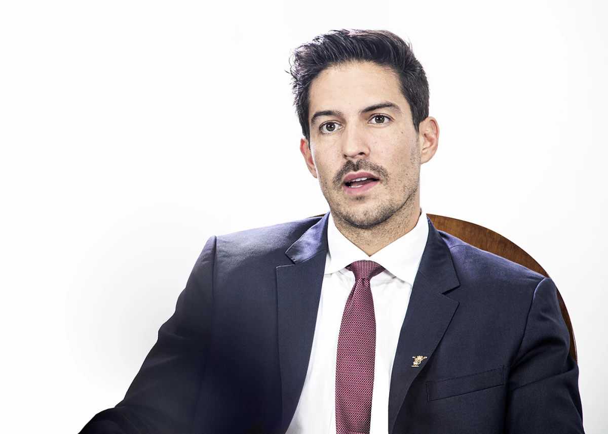 Retrato Victor Gonzalez, vicepresidente de Farmacias