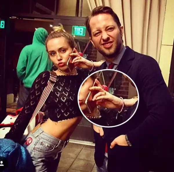 La cantante publicó esta fotografía en la que se alcanza a ver el anillo que Liam le dio en el pasado.
